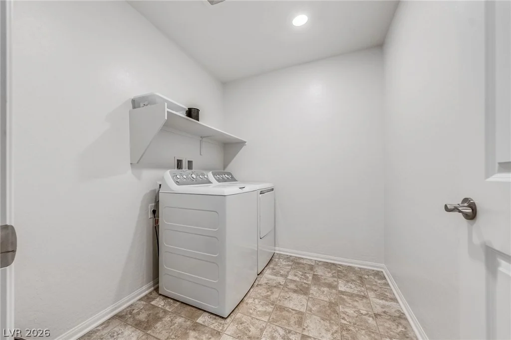 6329 Voss, North Las Vegas, NV 89081
