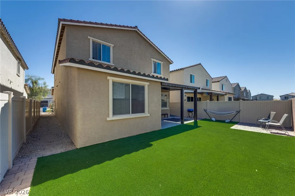 6329 Voss, North Las Vegas, NV 89081