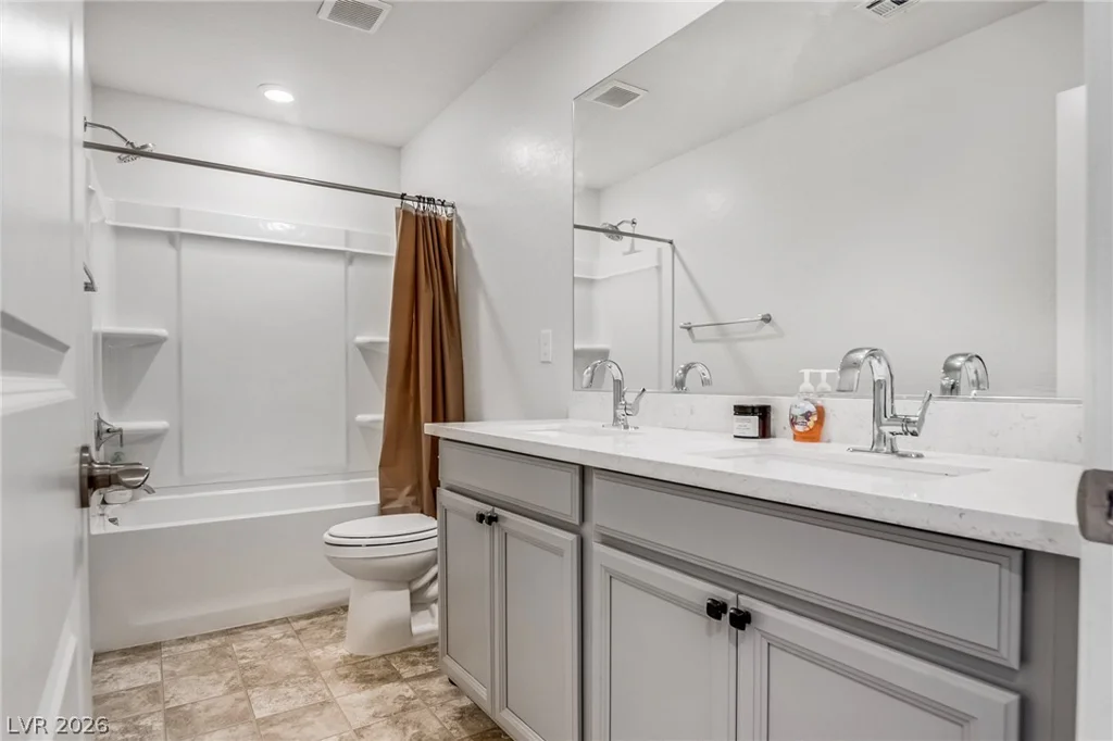 6329 Voss, North Las Vegas, NV 89081