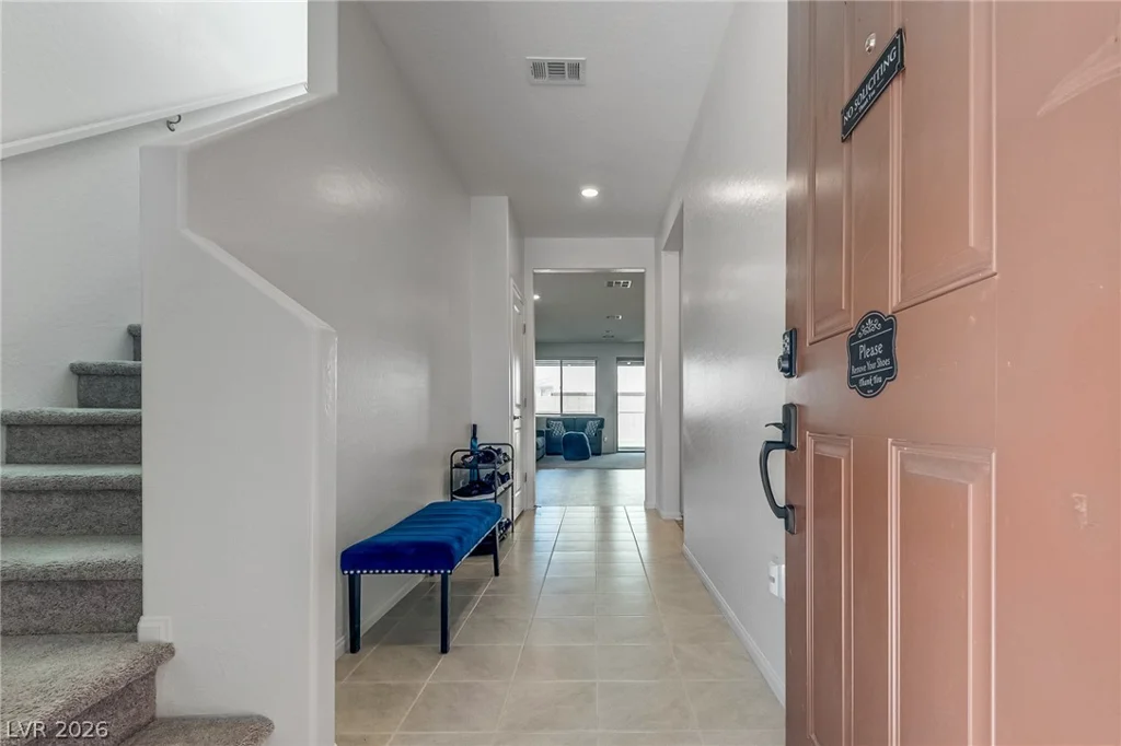 6329 Voss, North Las Vegas, NV 89081