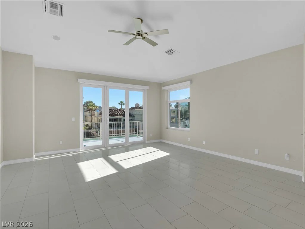 8740 Carlitas Joy, Las Vegas, NV 89117