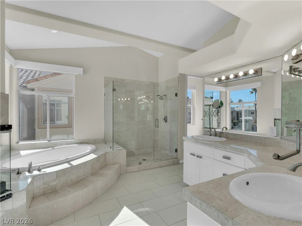 8740 Carlitas Joy, Las Vegas, NV 89117