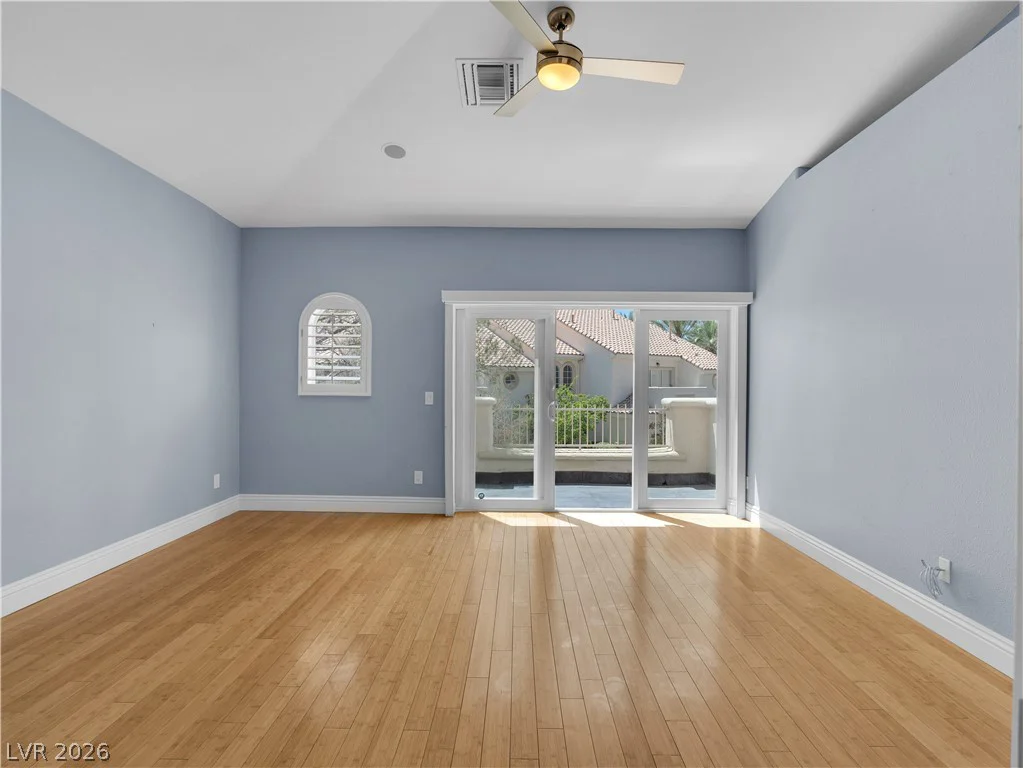 8740 Carlitas Joy, Las Vegas, NV 89117