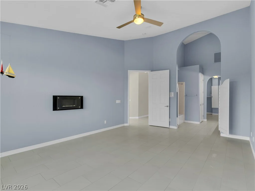 8740 Carlitas Joy, Las Vegas, NV 89117