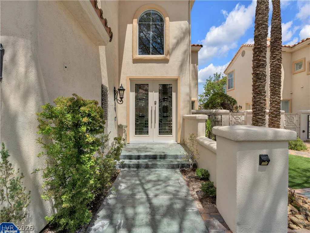 8740 Carlitas Joy, Las Vegas, NV 89117