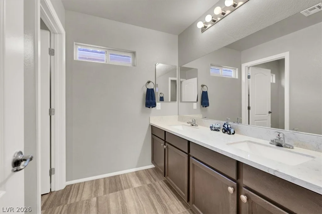 10521 Sparks Summit, Las Vegas, NV 89166