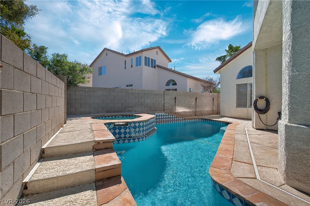 2484 Lower Meadows, Henderson, NV 89052