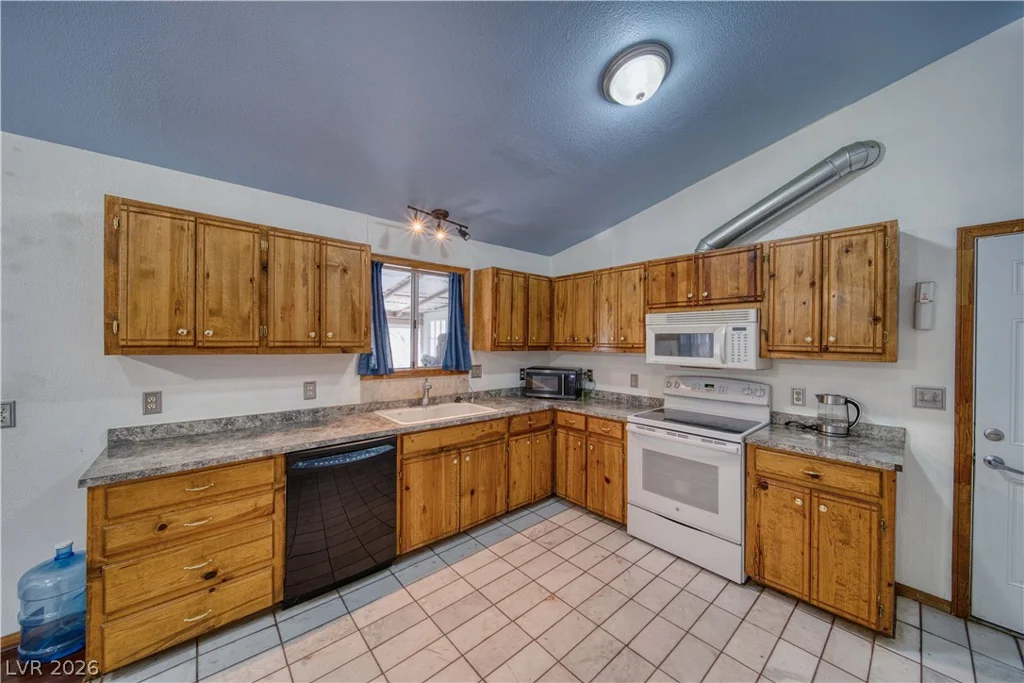 451 Leffner, Pahrump, NV 89060