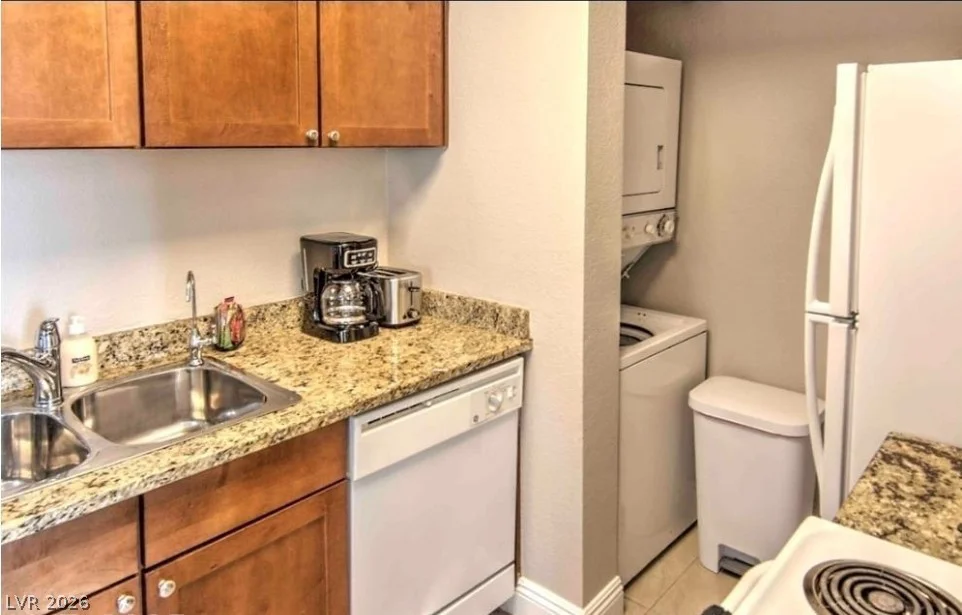 4200 Valley View, Las Vegas, NV 89103