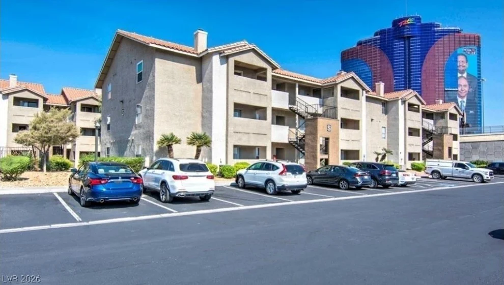 4200 Valley View, Las Vegas, NV 89103
