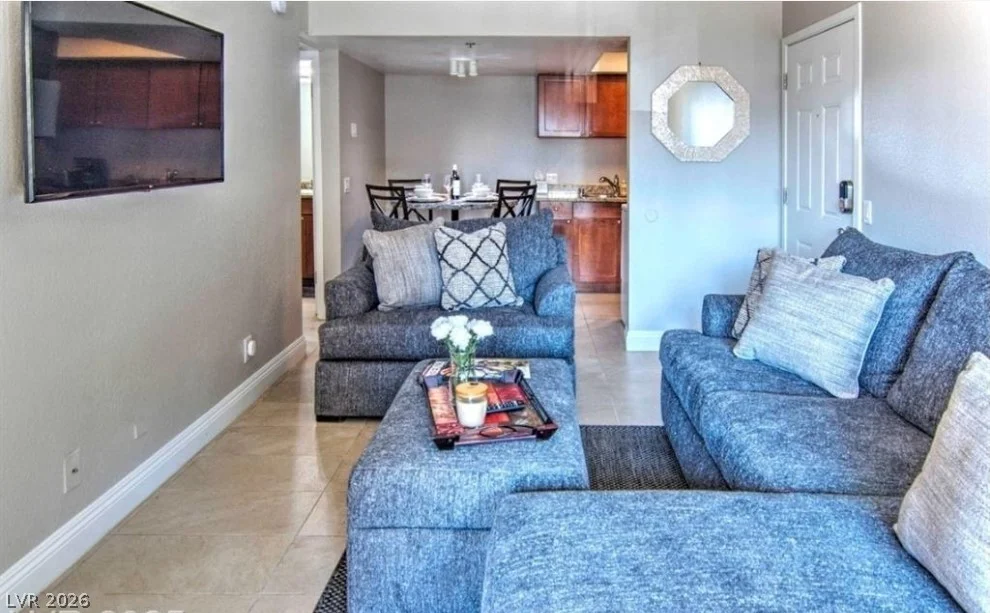 4200 Valley View, Las Vegas, NV 89103