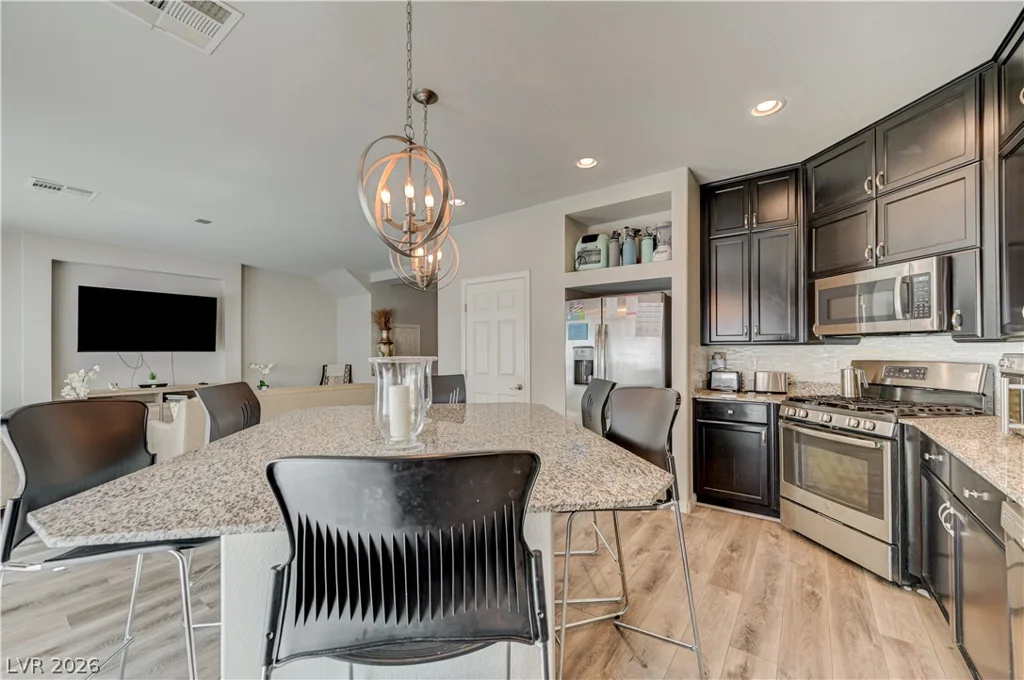 6543 Averill Creek, Las Vegas, NV 89118