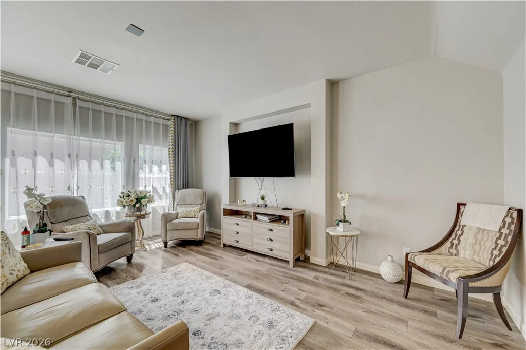 6543 Averill Creek, Las Vegas, NV 89118
