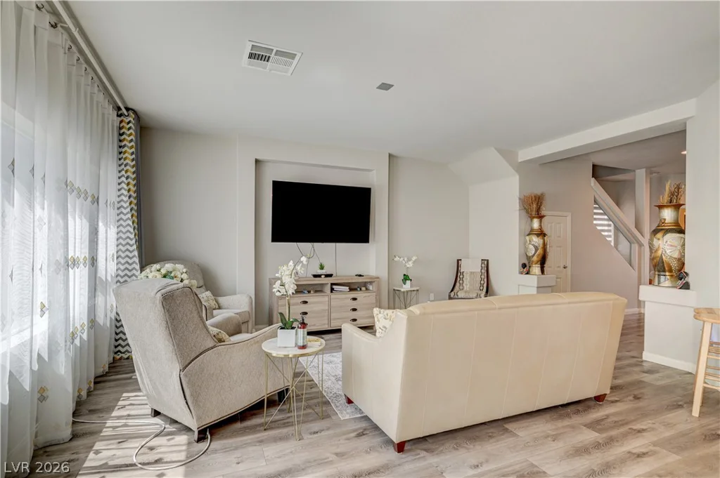 6543 Averill Creek, Las Vegas, NV 89118