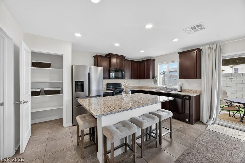 5196 Clatsop, Las Vegas, NV 89122