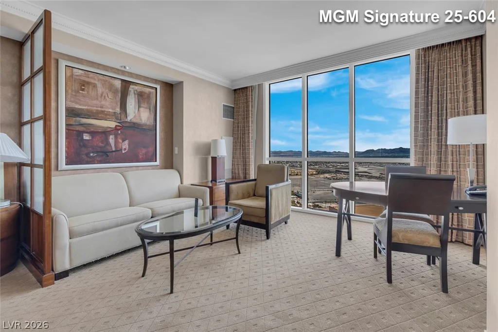 145 Harmon, Las Vegas, NV 89109