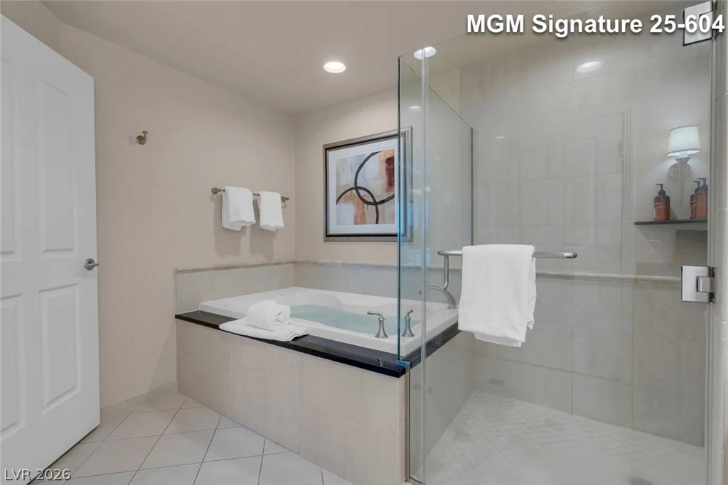 145 Harmon, Las Vegas, NV 89109