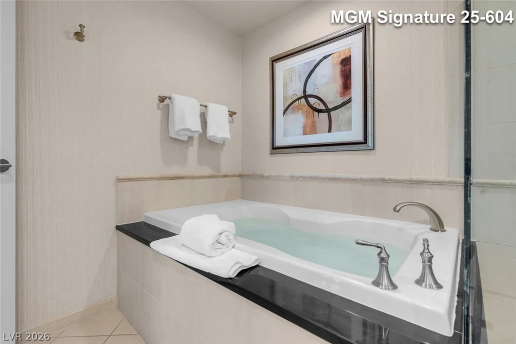 145 Harmon, Las Vegas, NV 89109