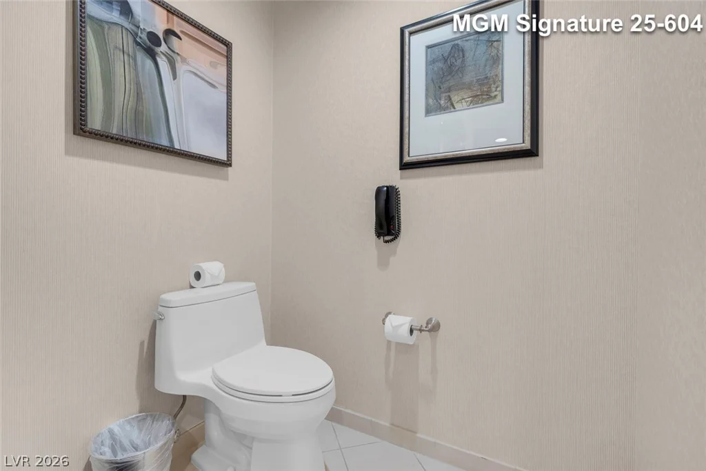 145 Harmon, Las Vegas, NV 89109