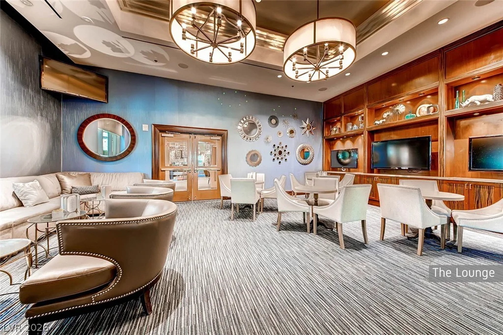 145 Harmon, Las Vegas, NV 89109