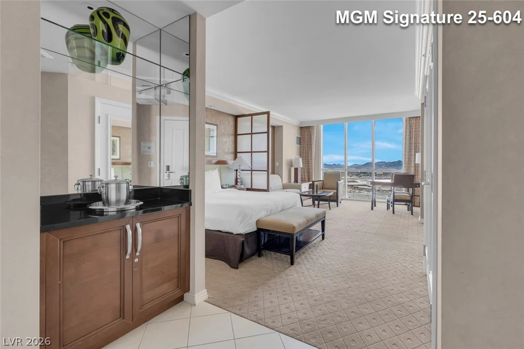 145 Harmon, Las Vegas, NV 89109