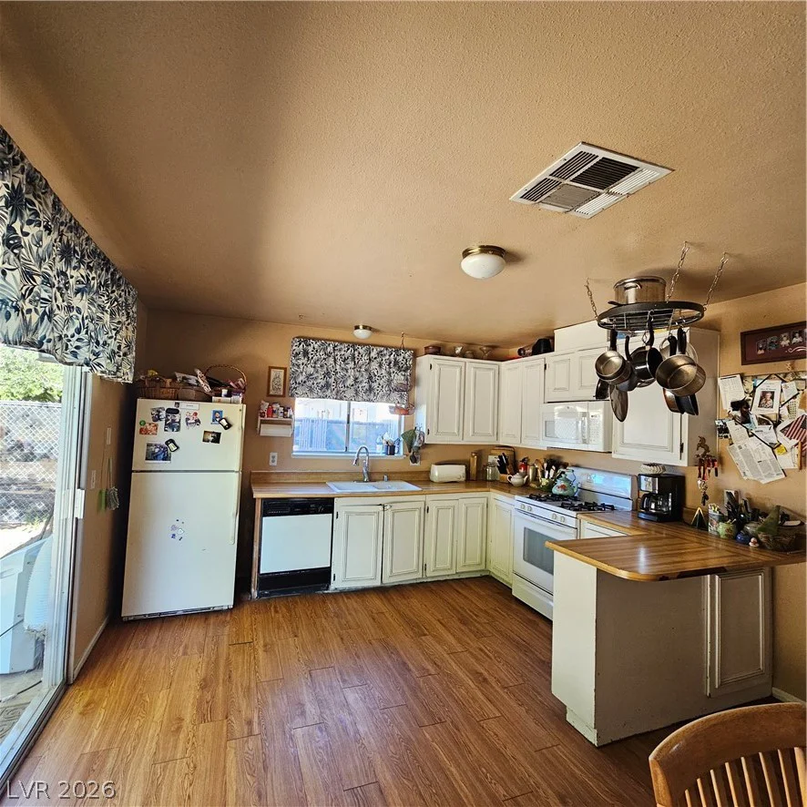 4632 Montebello, Las Vegas, NV 89110