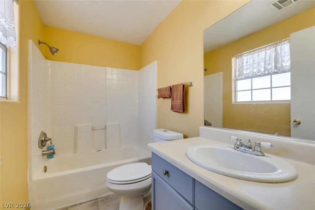 5330 Charleston, Las Vegas, NV 89142