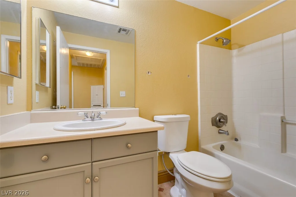 5330 Charleston, Las Vegas, NV 89142