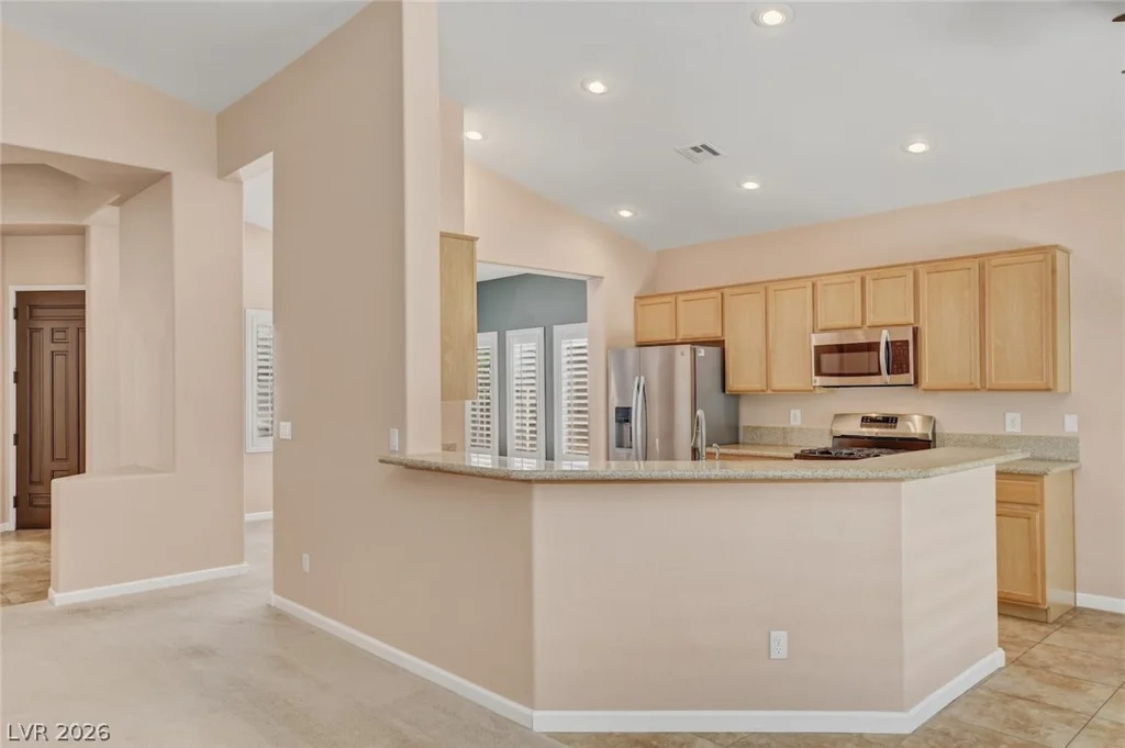 8225 Aurora Peak, Las Vegas, NV 89131