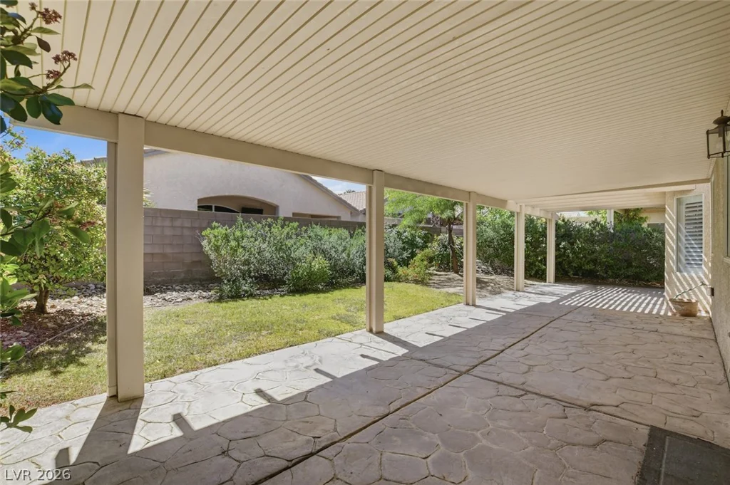 8225 Aurora Peak, Las Vegas, NV 89131