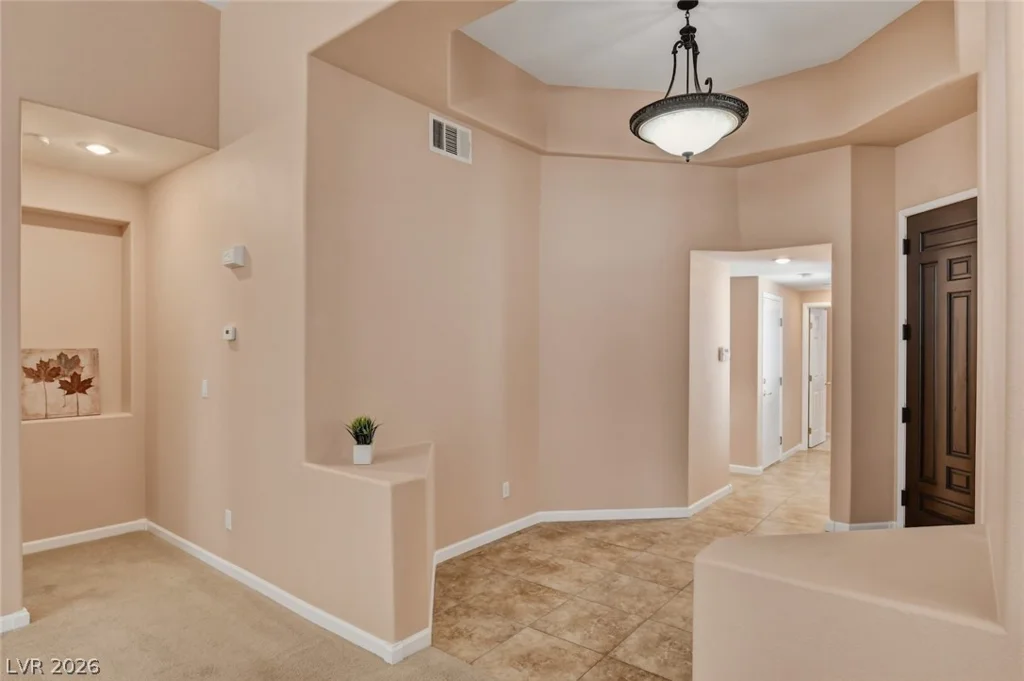 8225 Aurora Peak, Las Vegas, NV 89131