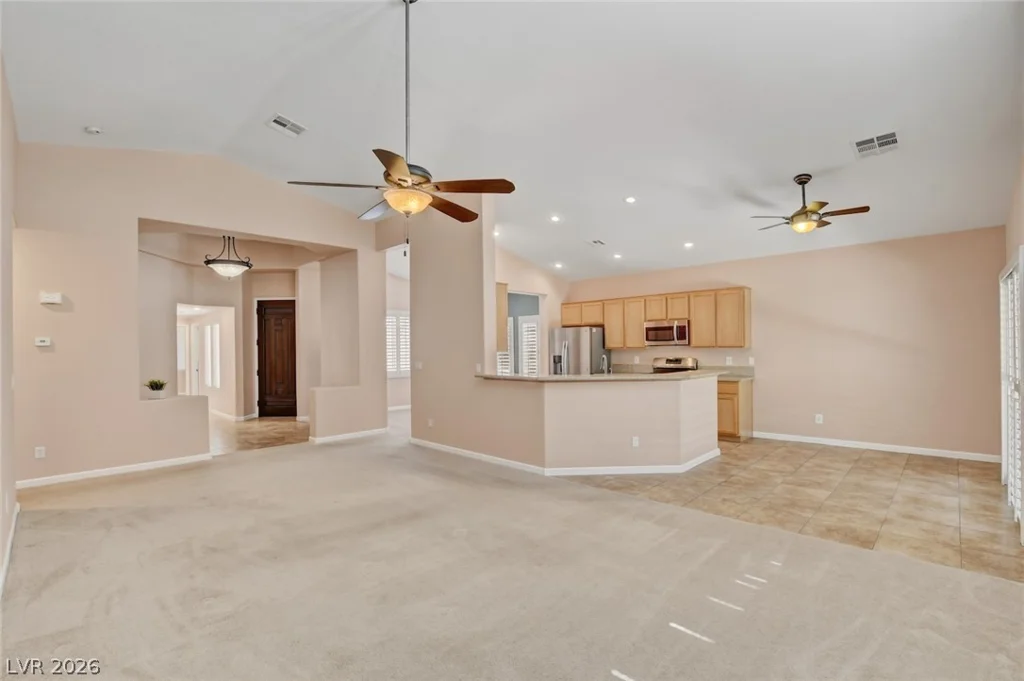 8225 Aurora Peak, Las Vegas, NV 89131