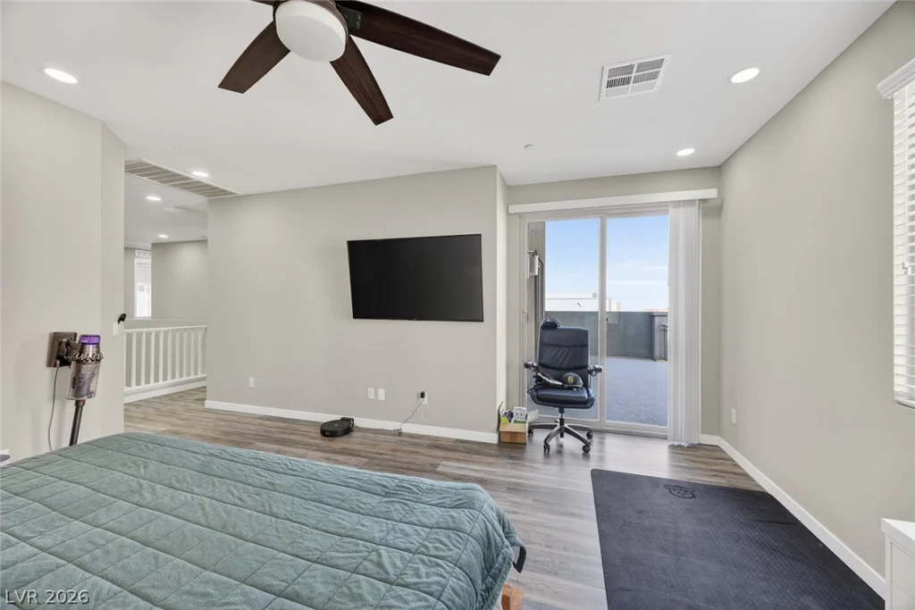 782 Glistening Light, Henderson, NV 89052