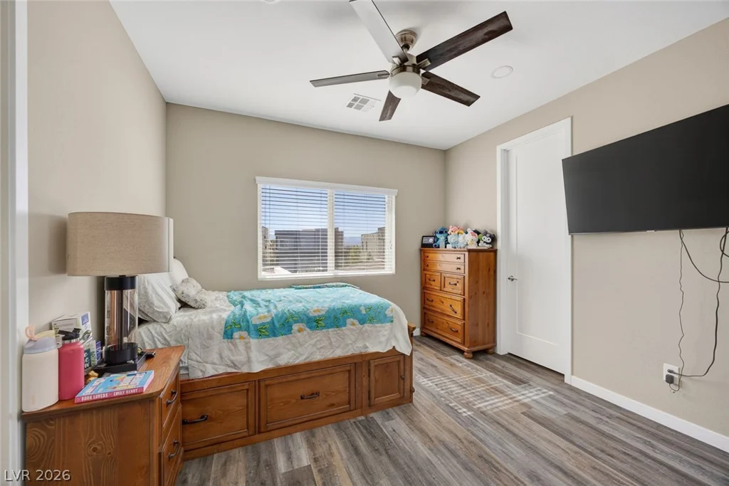 782 Glistening Light, Henderson, NV 89052