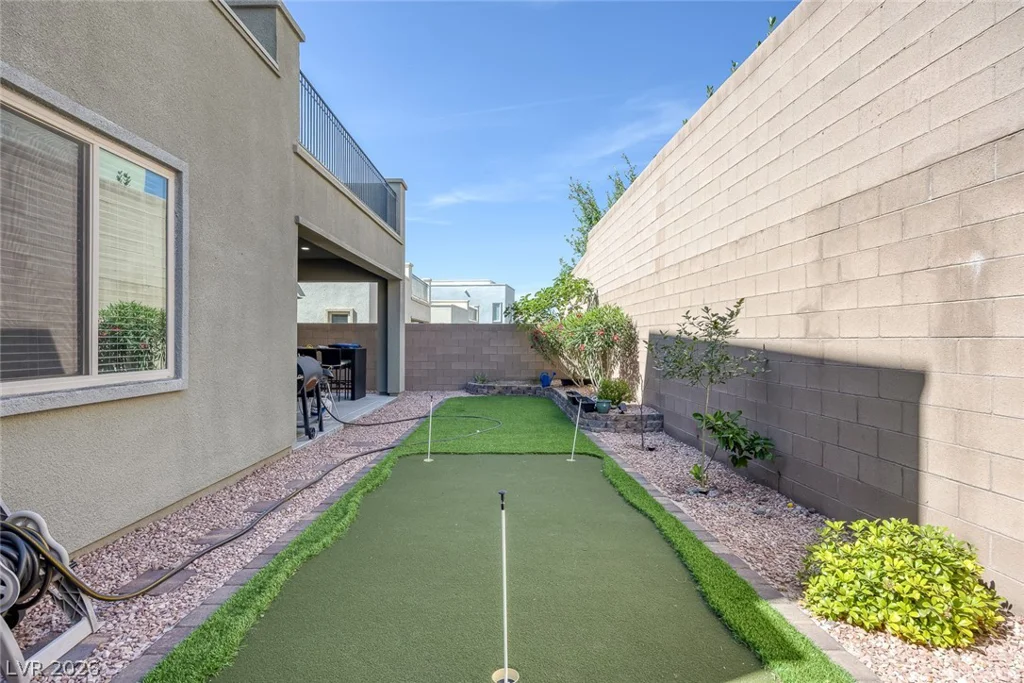 782 Glistening Light, Henderson, NV 89052