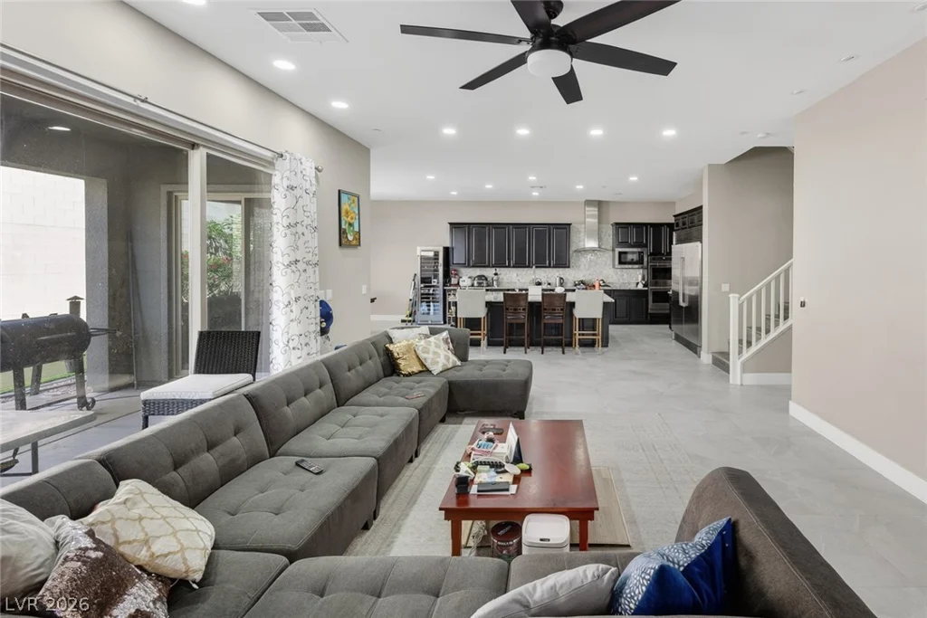 782 Glistening Light, Henderson, NV 89052