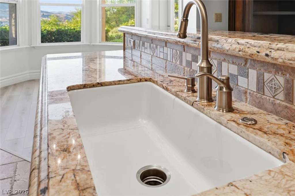 19 Strada Di Circolo, Henderson, NV 89011