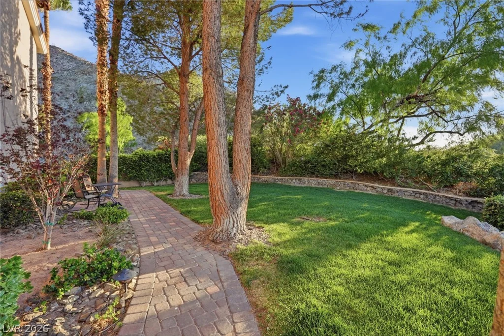 19 Strada Di Circolo, Henderson, NV 89011
