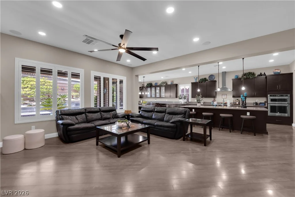 12637 Triangle Reef, Las Vegas, NV 89141