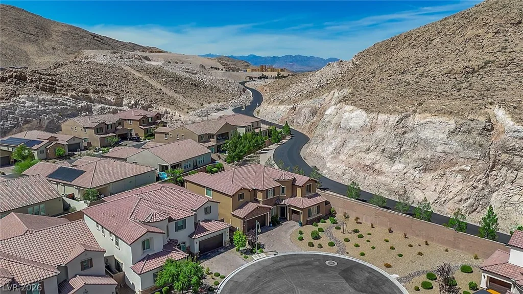 12637 Triangle Reef, Las Vegas, NV 89141