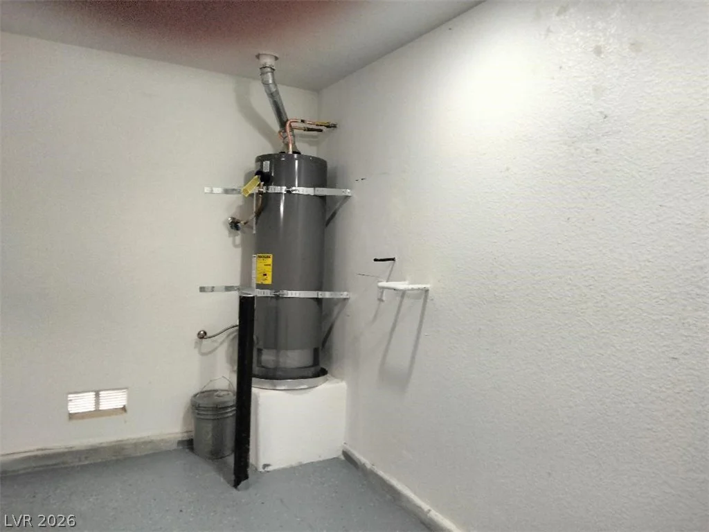 6444 Point Break, North Las Vegas, NV 89084