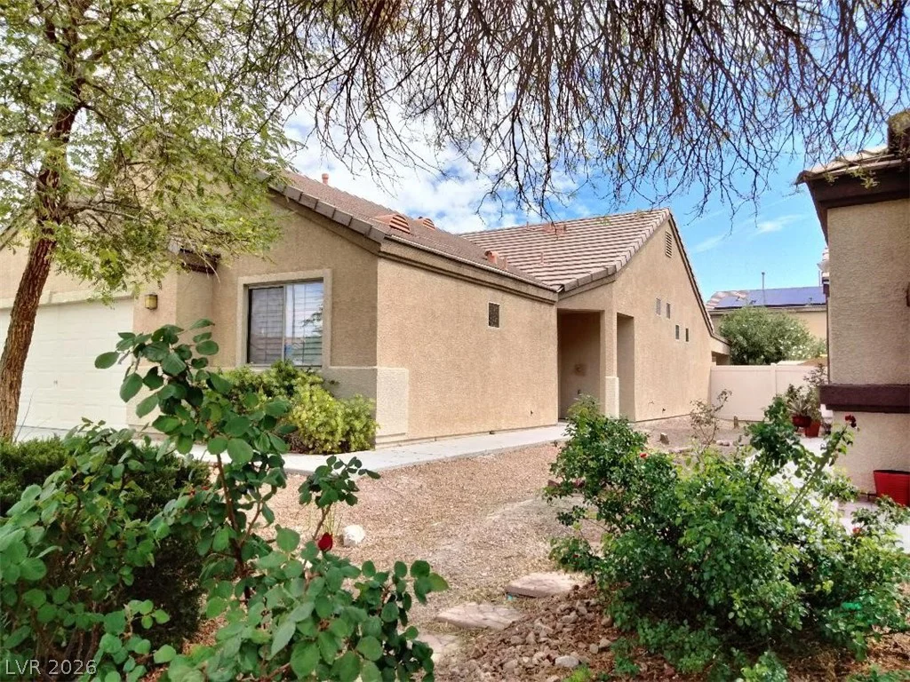 6444 Point Break, North Las Vegas, NV 89084
