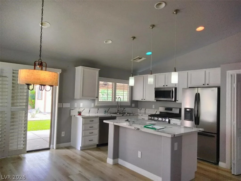 6444 Point Break, North Las Vegas, NV 89084