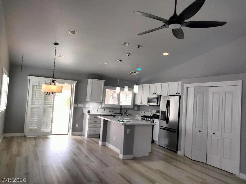 6444 Point Break, North Las Vegas, NV 89084