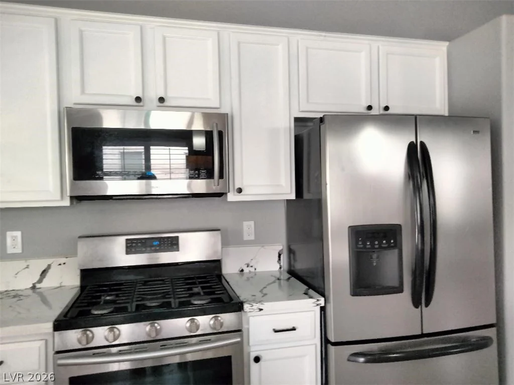 6444 Point Break, North Las Vegas, NV 89084