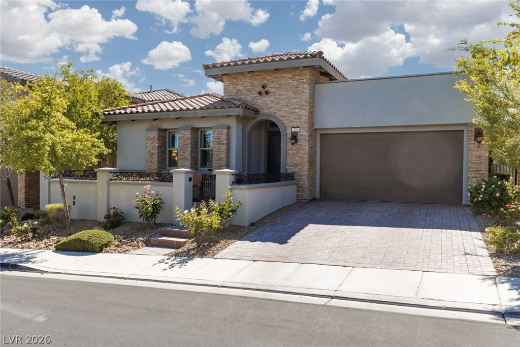 325 Castellari, Las Vegas, NV 89138