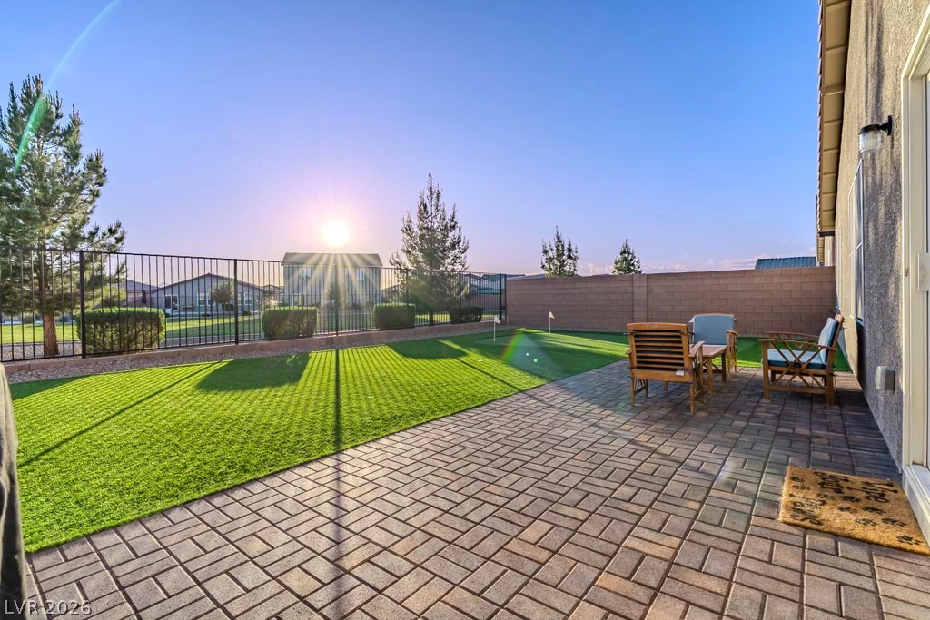 381 Bridal Veil Falls, Indian Springs, NV 89018