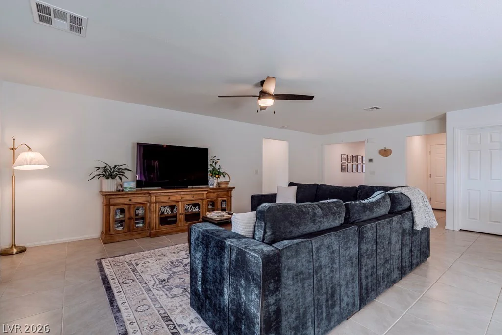 381 Bridal Veil Falls, Indian Springs, NV 89018