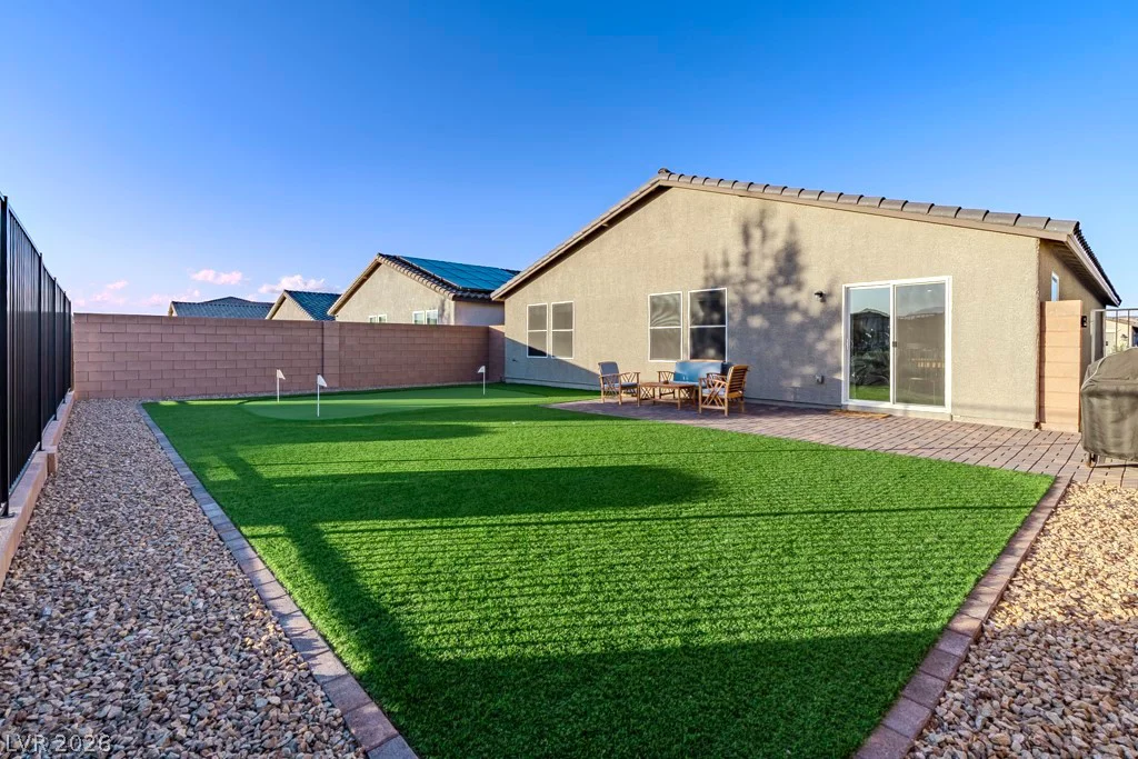 381 Bridal Veil Falls, Indian Springs, NV 89018