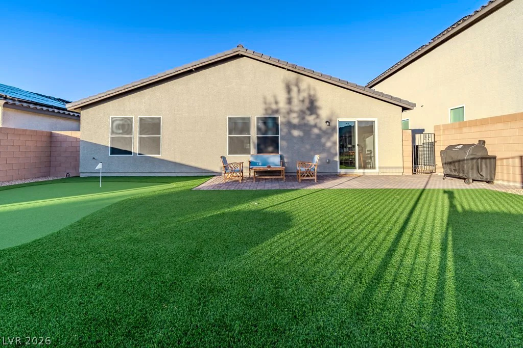 381 Bridal Veil Falls, Indian Springs, NV 89018